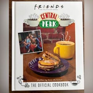 Central Perk Official Cookbook (FRIENDS)